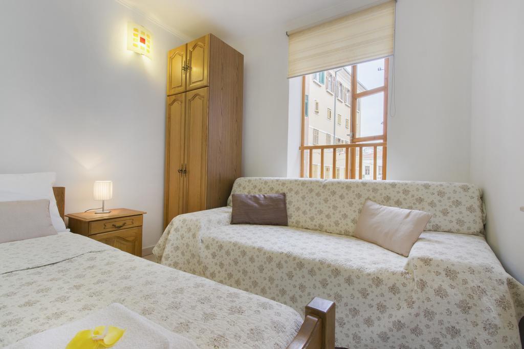 Top City Center Apartments Šibenik Buitenkant foto